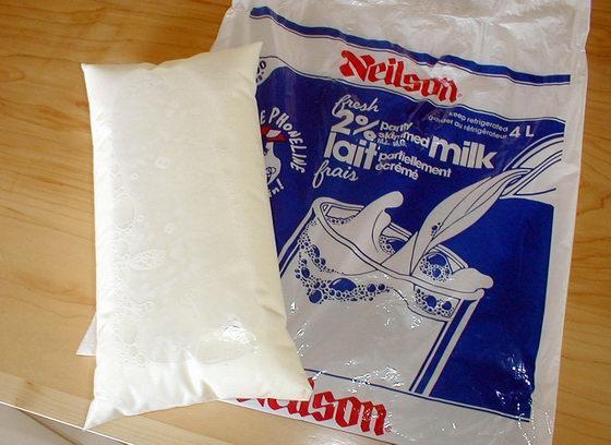 Γιατί στον Καναδά το γάλα μπαίνει σε σακούλα και ποτέ σε χάρτινο ή πλαστικό μπουκάλι; - Φωτογραφία 5
