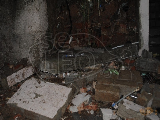 Ντουβάρι εκκλησίας στην Πυλαία Θεσσαλονίκης έπεσε από την χθεσινή έντονη νεροποντή - Φωτογραφία 4