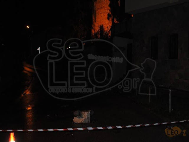Ντουβάρι εκκλησίας στην Πυλαία Θεσσαλονίκης έπεσε από την χθεσινή έντονη νεροποντή - Φωτογραφία 5