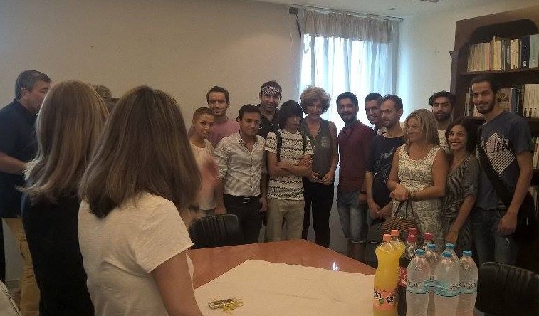 Συνάντηση Αναπληρώτριας Υπουργού Παιδείας Σίας Αναγνωστοπούλου με τους πρόσφυγες φοιτητές και τους καθηγητές της Θερινής Ακαδημίας - Φωτογραφία 1