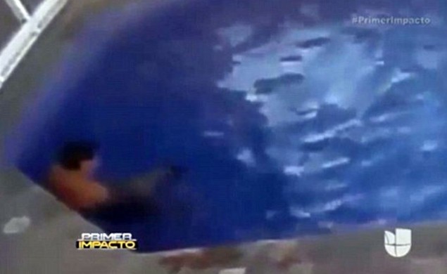 100 χρόνια φυλακή στον άνδρα που έπνιξε στην πισίνα την 3χρονη κόρη του (ΣΚΛΗΡΕΣ ΕΙΚΟΝΕΣ + VIDEO) - Φωτογραφία 3