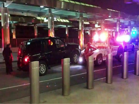 ΛΗΞΗ ΣΥΝΑΓΕΡΜΟΥ στο αεροδρόμιο La Guardia! - Φωτογραφία 1