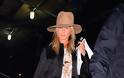 Jennifer Aniston: Αγέλαστη στην πρώτη δημόσια εμφάνιση μετά τον χωρισμό Jolie-Pitt - Φωτογραφία 5