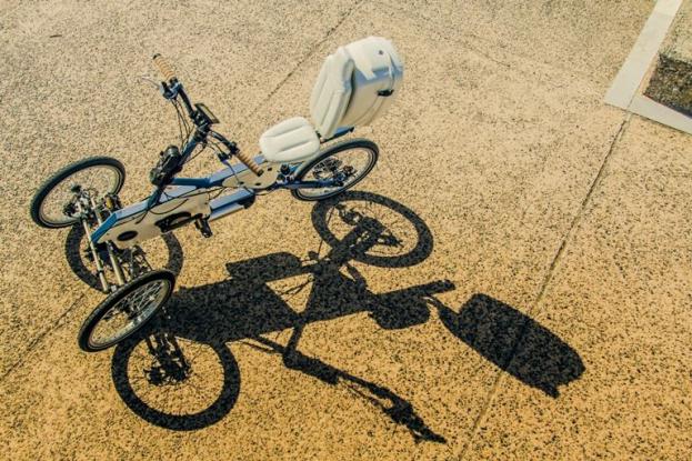 Το πρώτο τρίτροχο ελληνικό ηλεκτρονικό ποδήλατο περνάει τα σύνορα - Φωτογραφία 1