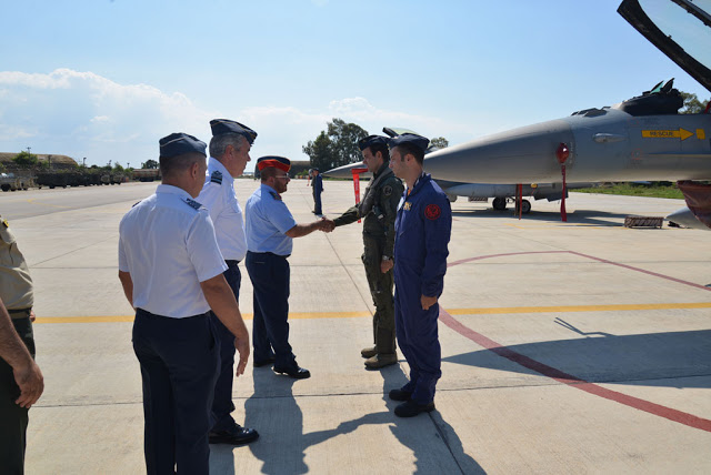 Επίσκεψη του Διοικητή των Αεροπορικών Δυνάμεων και Αεράμυνας των ΗΑΕ σε Μονάδες της ΠΑ και την ΕΑΒ - Φωτογραφία 11