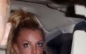 Σε ΜΑΥΡΟ ΧΑΛΙ κατέγραψαν οι φωτογράφοι την Britney Spears! ΜΕ ΤΟ ΖΟΡΙ κρατά τα μάτια της ανοιχτά - Φωτογραφία 2