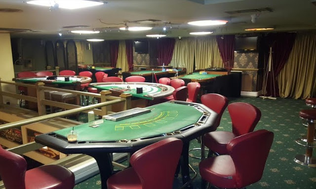 Εντοπίσθηκε «μίνι καζίνο» στην περιοχή του Πειραιά [photos] - Φωτογραφία 5