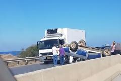 Τροχαίο ατύχημα στο Κακό Όρος - Έσπευσε το ΕΚΑΒ [photos]
