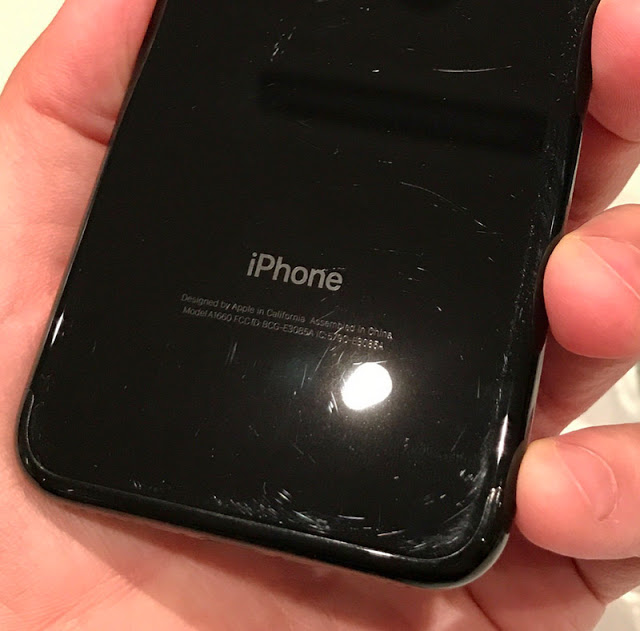 Δυσαρέσκεια των καταναλωτών με το νέο iphone 7 μαύρο όνυχα - Φωτογραφία 9