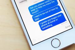 Στην Apple δεν άρεσαν τα αστεία της εφαρμογής Phoneys