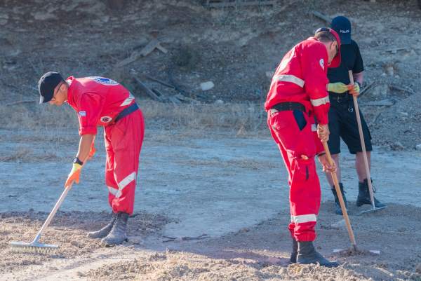 Υπόθεση Μπεν: Βρέθηκαν τα σανδάλια που φορούσε λίγο πριν εξαφανιστεί - Νέο ΘΡΙΛΕΡ - Φωτογραφία 5