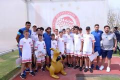 ΔΙΠΛΑ... ΣΤΑ ΕΙΔΩΛΑ ΤΟΥΣ ΤΑ ΠΑΙΔΙΑ ΑΠΟ ΤΗΝ ΑΥΣΤΡΑΛΙΑ! (PHOTOS)