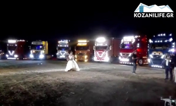Θεσσαλονίκη: Ο γάμος που έγινε viral - Νύφη και γαμπρός συγκίνησαν και εξέπληξαν τους καλεσμένους - Φωτογραφία 1