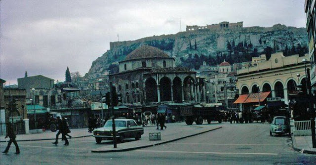 ΔΕΙΤΕ 10 ιστορίες που ΚΡΥΒΕΙ η πιο ωραία γειτονιά της Αθήνας - Το Μοναστηράκι... [photos] - Φωτογραφία 4