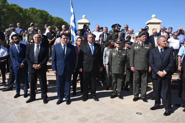 Παρουσία ΥΕΘΑ Πάνου Καμμένου στην τελετή επίσημης παραλαβής λειψάνων Ελλήνων αγωνιστών της Κύπρου - Φωτογραφία 6