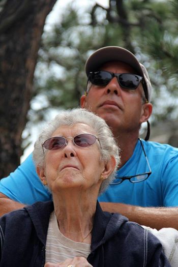 Η ιστορία της 91χρονης που προτίμησε να ζήσει τη ζωή της αντί να πολεμήσει τον καρκίνο - Φωτογραφία 2