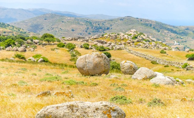 Το ελληνικό χωριό της «μάχης των Τιτάνων και των Γιγάντων» - Φωτογραφία 4