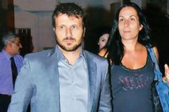 Το ζεϊμπέκικο της κυρίας Πλούταρχου [photos]