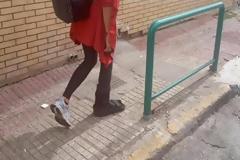 ΑΠΟΚΛΕΙΣΤΙΚΟ: Παρουσιάστρια και αγαπητή δημοσιογράφος με σπασμένο πόδι βολτάρει με μπότα [photos]