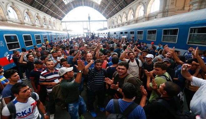 Σάλος στη Γερμανία: Πολιτικός σύγκρινε τους μετανάστες με λίπασμα - Φωτογραφία 1