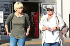 Paris Jackson: Δίπλα στη μητέρα της που κάνει χημειοθεραπείες!