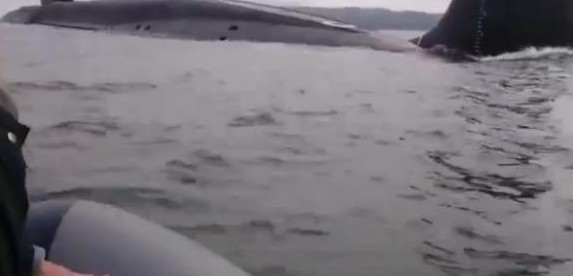 Ψαράδες στη Ρωσία έπιασαν υποβρύχιο [video] - Φωτογραφία 1