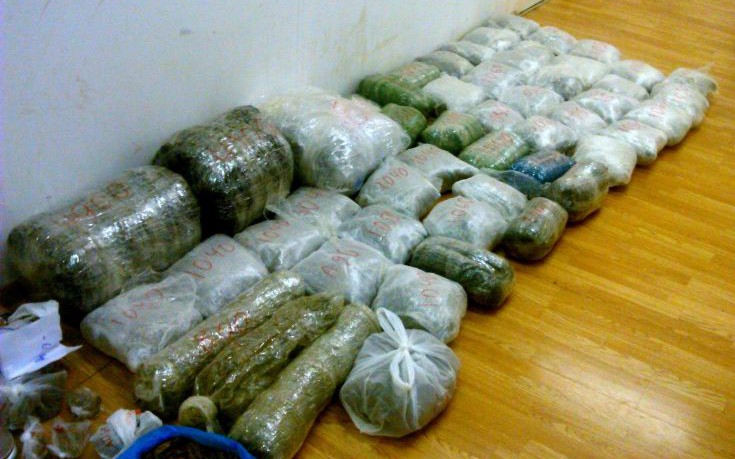 Χτύπημα της ΕΛ.ΑΣ. στη «μαφία» των ναρκωτικών στα Εξάρχεια - Κατασχέθηκαν 227 κιλά χασίς - Φωτογραφία 1