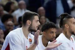 ΚΑΙ ΣΤΗ... ΜΑΔΡΙΤΗ ΓΙΑ ΤΟΝ ΘΡΥΛΟ! (PHOTOS)