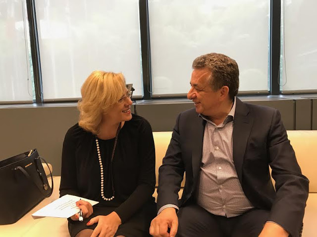 Συνάντηση Περιφερειάρχη στις Βρυξέλλες για έργα της Κρήτης με την Ευρωπαία Επίτροπο Περιφερειακής Ανάπτυξης Κορίνα Κρέτσου - Φωτογραφία 2