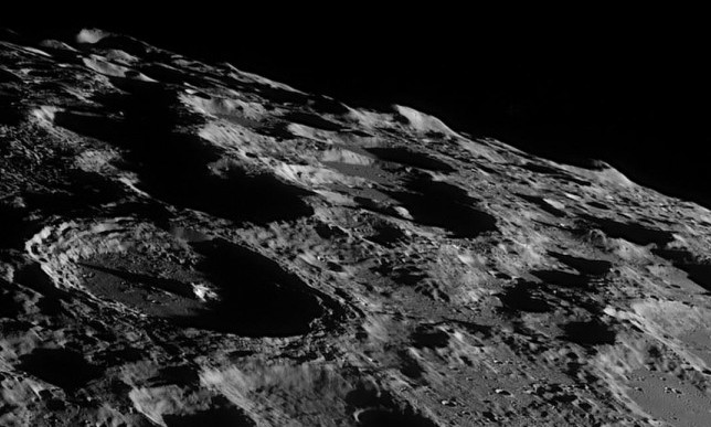 Η αποκάλυψη για το «λίφτινγκ προσώπου» της Σελήνης - Φωτογραφία 1
