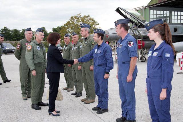 Επίσκεψη Ειδικής Γραμματέως Υπουργείου Εθνικής Άμυνας στο ΑΤΑ και την 110ΠΜ - Φωτογραφία 1