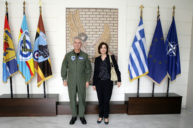 Επίσκεψη Ειδικής Γραμματέως Υπουργείου Εθνικής Άμυνας στο ΑΤΑ και την 110ΠΜ - Φωτογραφία 5