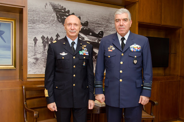 Συνάντηση Αρχηγού ΓΕΑ με τον Αρχηγό της Ιταλικής Πολεμικής Αεροπορίας - Φωτογραφία 1