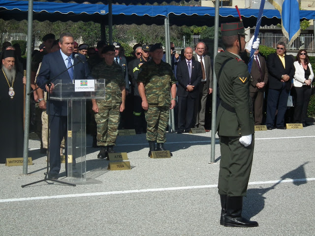 Παρουσία ΥΕΘΑ Πάνου Καμμένου στην Τελετή Παράδοσης Πολεμικών Σημαιών σε Σχηματισμούς και Μονάδες της 1ης Στρατιάς (110 Φωτό) - Φωτογραφία 28