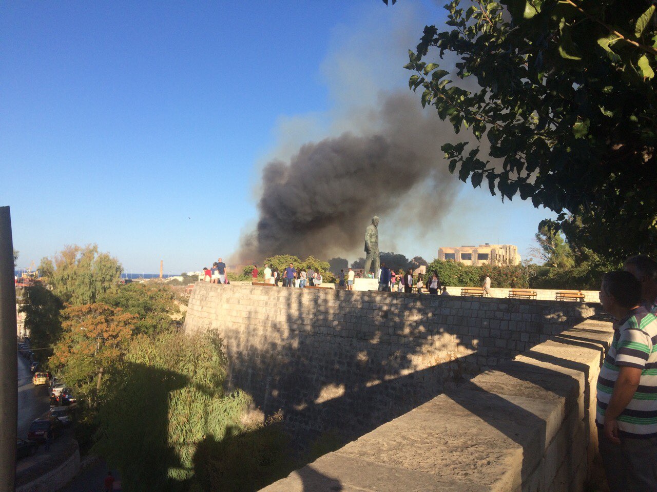 Κρήτη: Τα χειρότερα αποφεύχθηκαν στη φωτιά στο κέντρο του Ηρακλείου - Έγκαιρη η επέμβαση της πυροσβεστικής [photos] - Φωτογραφία 4