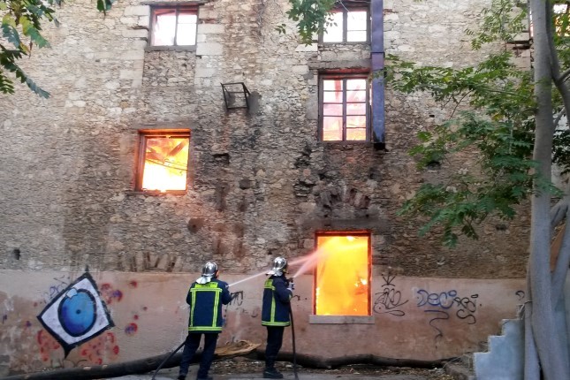 Παρανάλωμα του πυρός οι… Αλευρόμυλοι Καστρινάκη – Η ιστορία πίσω από το εγκαταλελειμμένο κτίριο [video] - Φωτογραφία 1