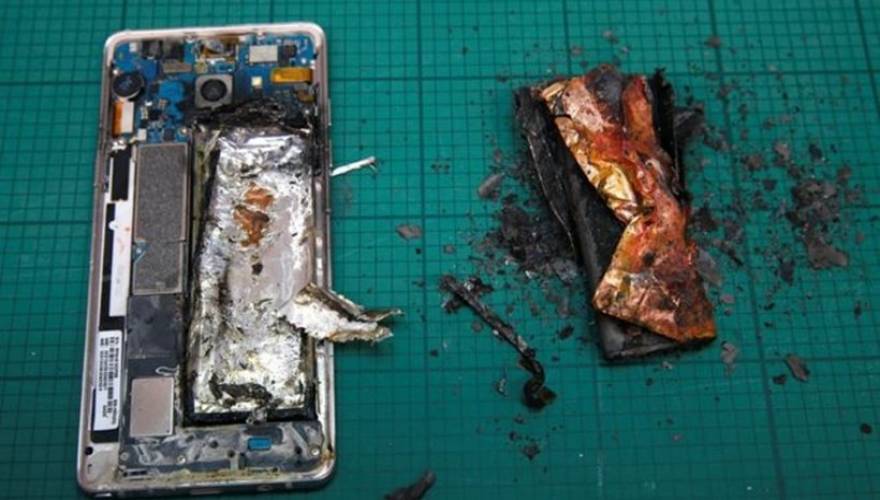 Tι συμβαίνει με τα «εκρηκτικά» Samsung Galaxy Note 7; - Η κόντρα της εταιρείας με την Apple - Φωτογραφία 1