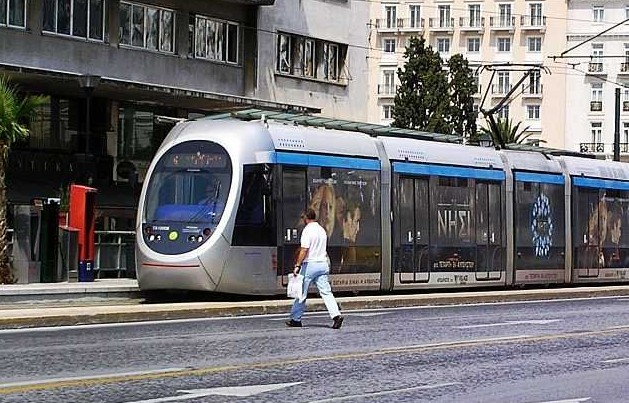 Επαναδημοπρατείται η προμήθεια 25 συρμών Τραμ στην Αθήνα - Φωτογραφία 1