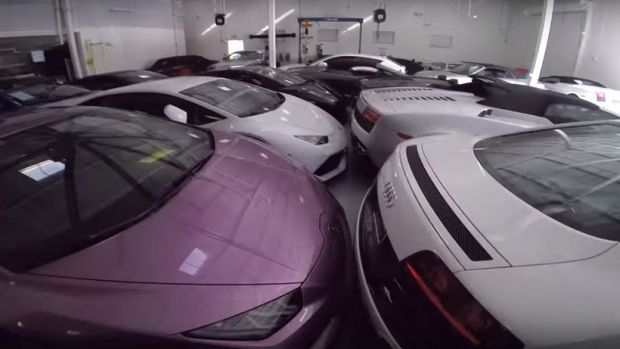 38 Lamborghini σε καταφύγιο για να σωθούν από τον τυφώνα Matthew [video] - Φωτογραφία 1