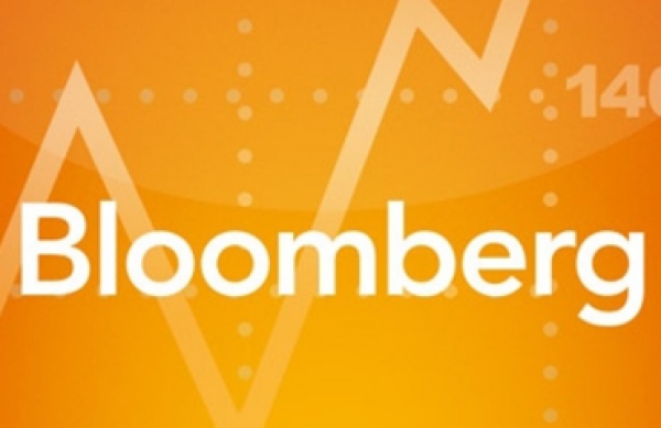 Bloomberg: Υποσχέσεις για μειώσεις εταιρικών φόρων και αυξήσεις στις χαμηλές συντάξεις από τον Renzi - Φωτογραφία 1