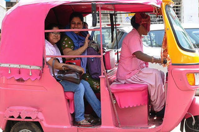 Ροζ ταξί μόνο για γυναίκες - Φωτογραφία 2