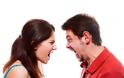 Σχέσεις και καβγάδες: Όταν ο σύντροφός σου σε κριτικάρει