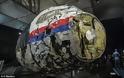 ΑΝΑΤΡΙΧΙΑΣΤΙΚΕΣ εικόνες από το εσωτερικό της μοιραίας πτήσης MH17 που... κόβουν την ανάσα!