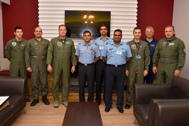 Επίσκεψη Αντιπροσωπείας Αξιωματικών της Ινδίας στην 114 Πτέρυγα Μάχης - Φωτογραφία 6