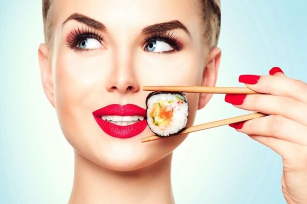 6 λάθη που κάνεις όταν τρως sushi - Φωτογραφία 1