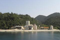 9174 - Περί των κτητόρων του πύργου του αρσανά της αγιορειτικής Μονής Ζωγράφου
