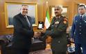 Συνάντηση ΥΕΘΑ Πάνου Καμμένου με τον Αρχηγό του Γενικού Επιτελείου Ενόπλων Δυνάμεων του Κουβέιτ - Φωτογραφία 2