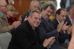Παρουσία ΥΕΘΑ Πάνου Καμμένου στην τελετή υπογραφής μνημονίου συνεργασίας για τη λειτουργία βάσεων υποστήριξης αεροδιακομιδών του ΕΚΑΒ στη Σύρο και τη Λέσβο