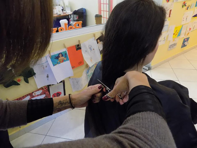 Μαθήτριες στην Ξάνθη δώρισαν τα μαλλιά τους για παιδάκια με καρκίνο - Συγκέντρωσαν 2 μέτρα - Φωτογραφία 4