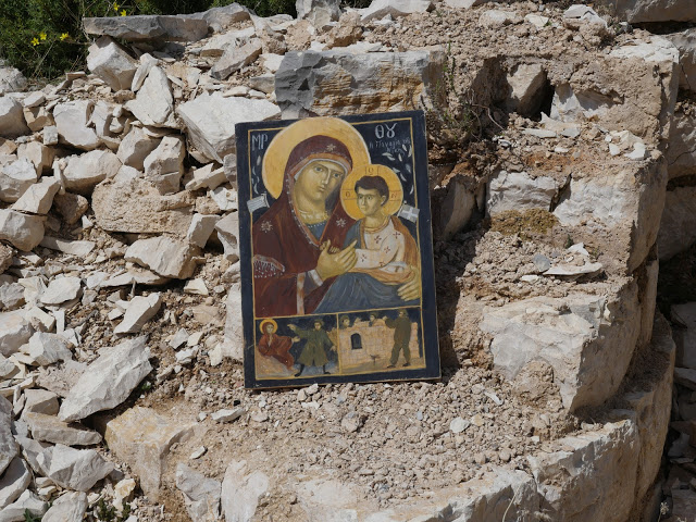 Η ζωντανή παρουσία της Παναγίας στον Ελληνοϊταλικό πόλεμο 1940 - 41 - Φωτογραφία 1